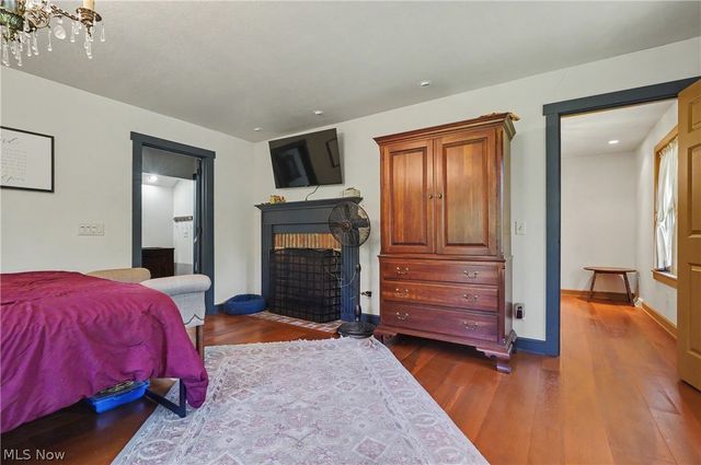 4622 Beechwood Avenue NE, Paris, OH 44669