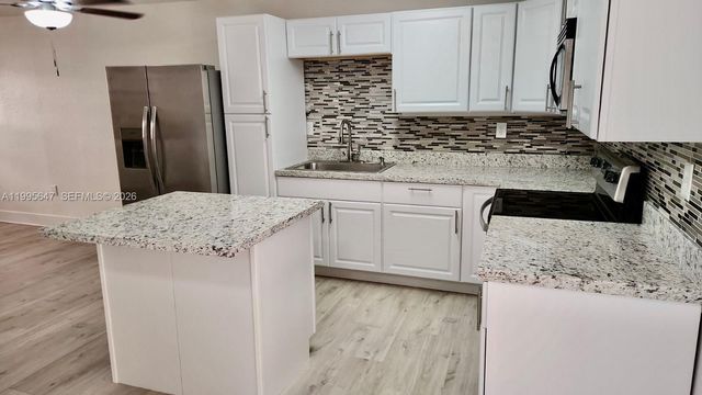 550 SW 115th Ave 405H, Sweetwater, FL 33174