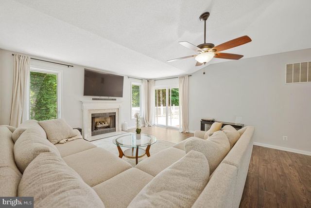 1010 WALES DR, La Plata, MD 20646