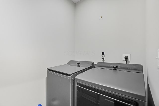 6247 Honey Farm Way, Grove City, OH 43123