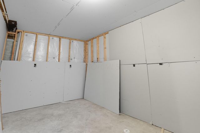 6247 Honey Farm Way, Grove City, OH 43123