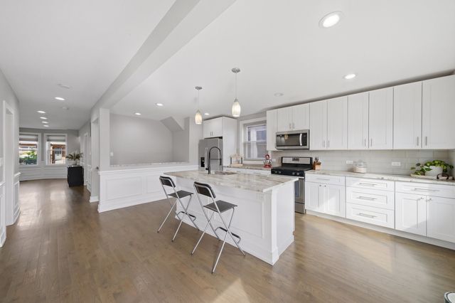 2421 N Marmora Avenue, Chicago, IL 60639