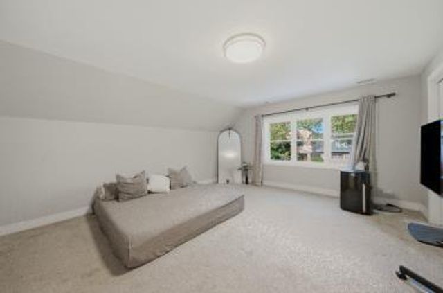 2421 N Marmora Avenue, Chicago, IL 60639
