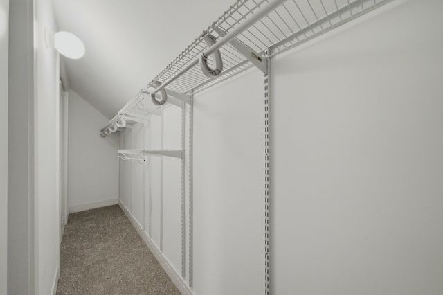 2421 N Marmora Avenue, Chicago, IL 60639