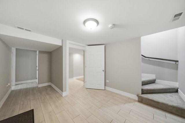 2421 N Marmora Avenue, Chicago, IL 60639