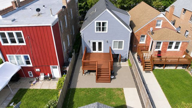 2421 N Marmora Avenue, Chicago, IL 60639