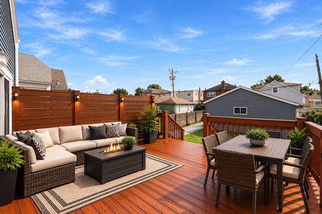 2421 N Marmora Avenue, Chicago, IL 60639