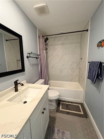 4520 SW 8th PL 4, Cape Coral, FL 33914