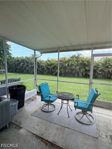 4520 SW 8th PL 4, Cape Coral, FL 33914