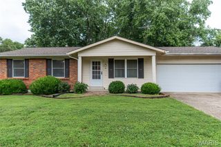 18 Novella Drive, St Peters, MO 63376