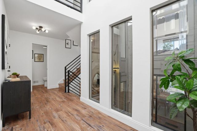524 Sand Hill Circle, Menlo Park, CA 94025