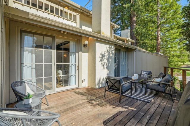 524 Sand Hill Circle, Menlo Park, CA 94025