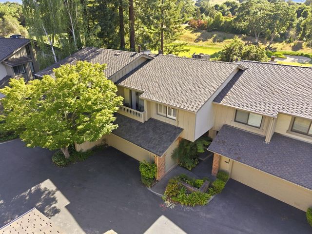 524 Sand Hill Circle, Menlo Park, CA 94025