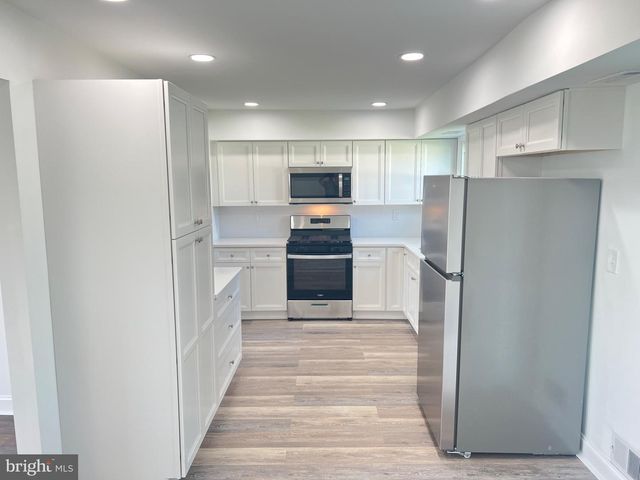 412 ROBIN LN, Williamstown, NJ 08094