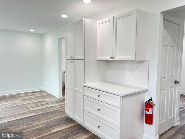 412 ROBIN LN, Williamstown, NJ 08094