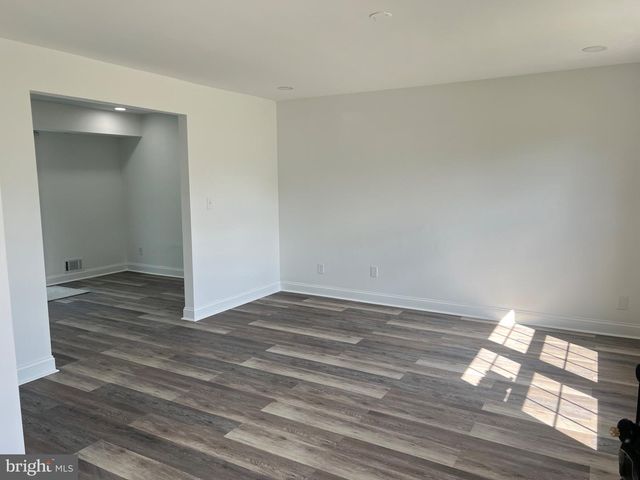 412 ROBIN LN, Williamstown, NJ 08094