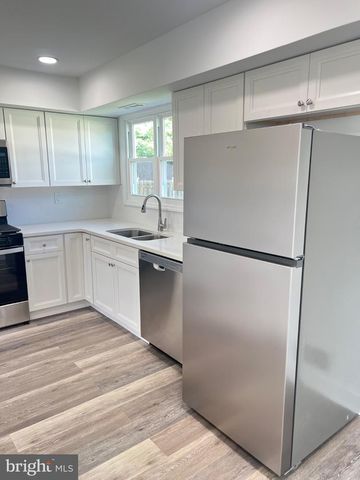 412 ROBIN LN, Williamstown, NJ 08094