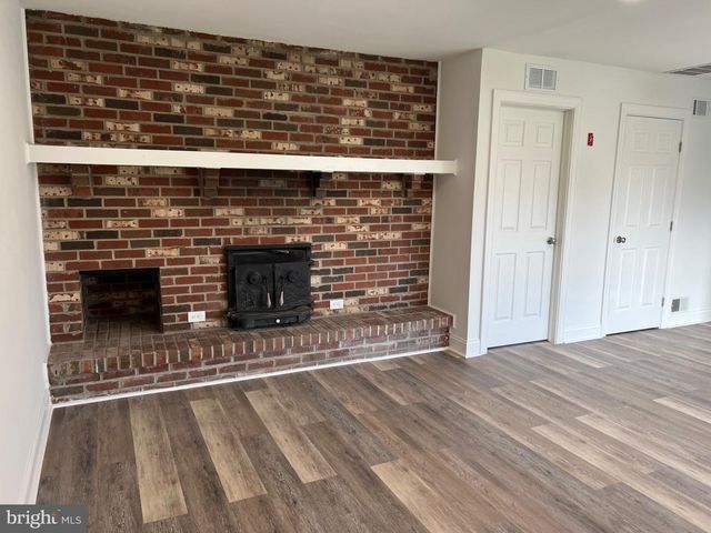 412 ROBIN LN, Williamstown, NJ 08094