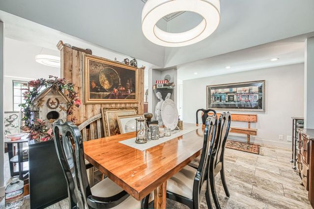 2806 W Kensington Lane, Fresno, CA 93711