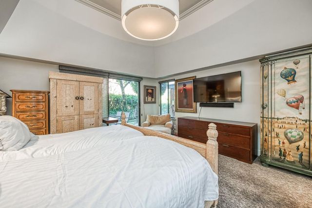 2806 W Kensington Lane, Fresno, CA 93711