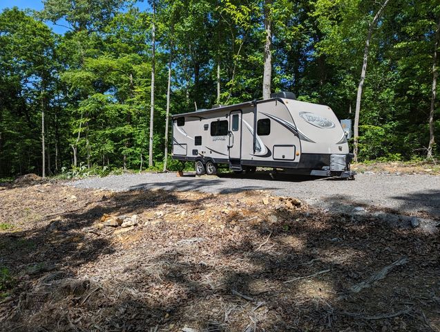 222 Witherspoon Dr, Smithville, TN 37166