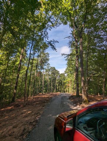 222 Witherspoon Dr, Smithville, TN 37166