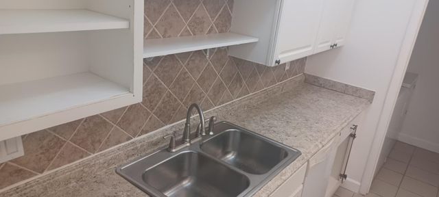 7336 SW 8th Court 6, North Lauderdale, FL 33068