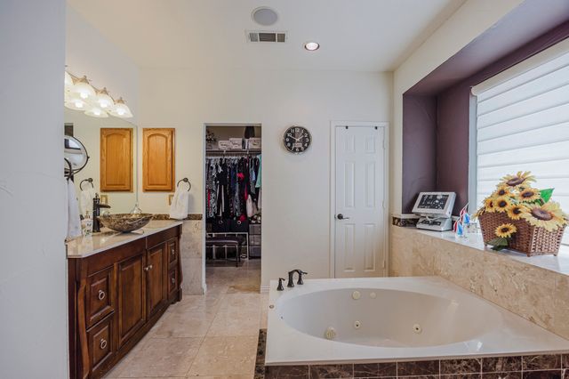 808 Sabona Drive, Desoto, TX 75115