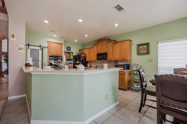 808 Sabona Drive, Desoto, TX 75115