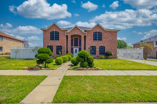 808 Sabona Drive, Desoto, TX 75115