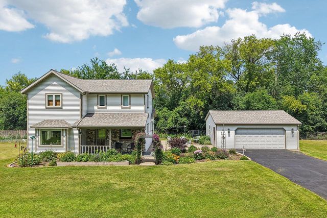 S17W32648 Mickle ROAD, Delafield, WI 53018