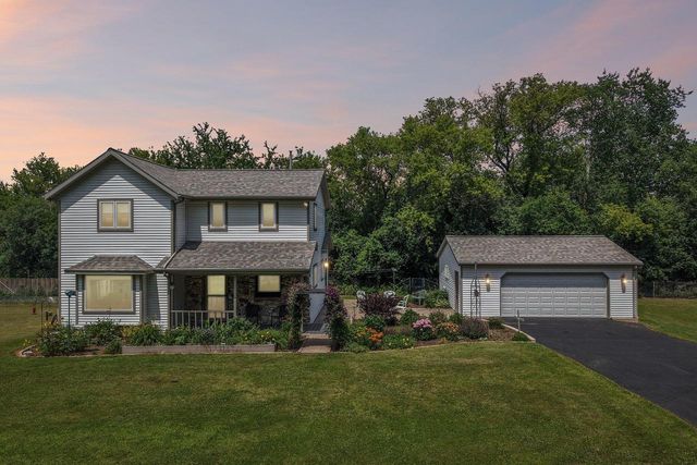 S17W32648 Mickle ROAD, Delafield, WI 53018