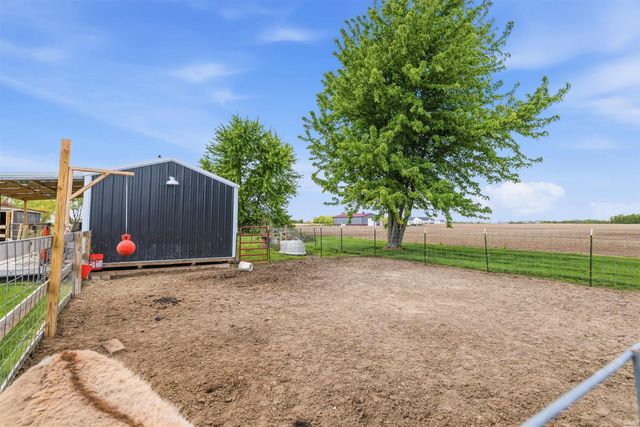 2210 E 800 S, Lafayette, IN 47909