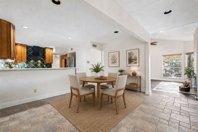 2920 Shady Lake Circle, Carrollton, TX 75006