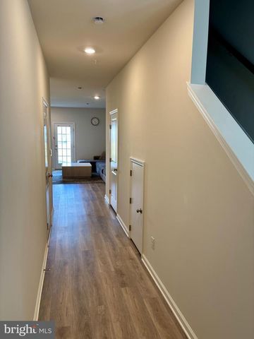 1237 MARTIN ROAD, Breinigsville, PA 18031
