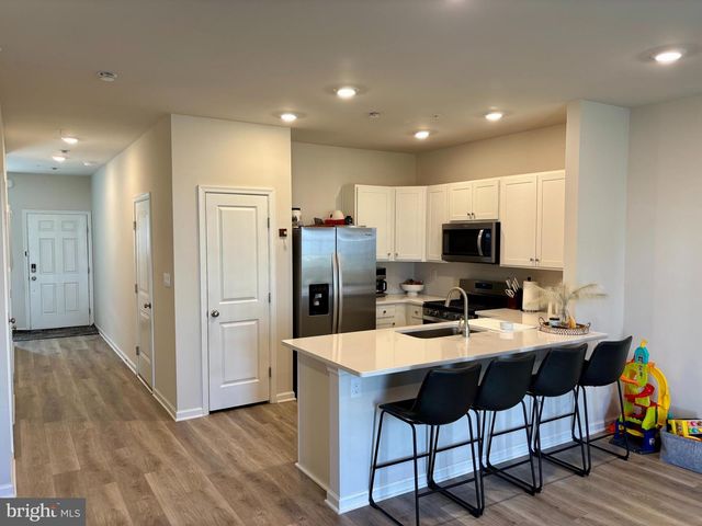 1237 MARTIN ROAD, Breinigsville, PA 18031