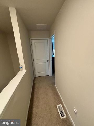 1237 MARTIN ROAD, Breinigsville, PA 18031