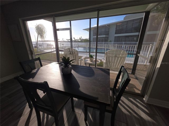 2566 GARY CIRCLE 5, Dunedin, FL 34698