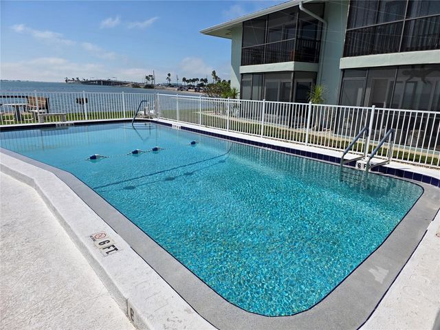 2566 GARY CIRCLE 5, Dunedin, FL 34698