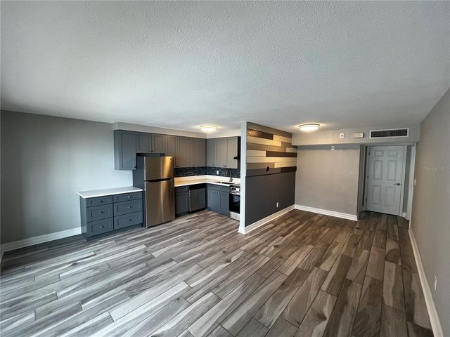 2566 GARY CIRCLE 5, Dunedin, FL 34698