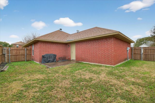 2029 Laney Drive, Sanger, TX 76266