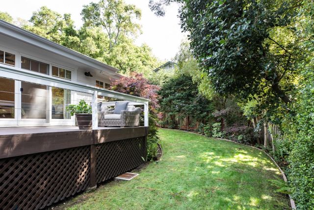 63 Ridgecourt, Woodside, CA 94062