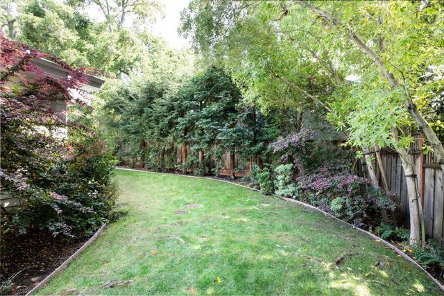 63 Ridgecourt, Woodside, CA 94062