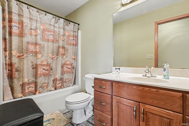 64761 County Road 19, Goshen, IN 46526