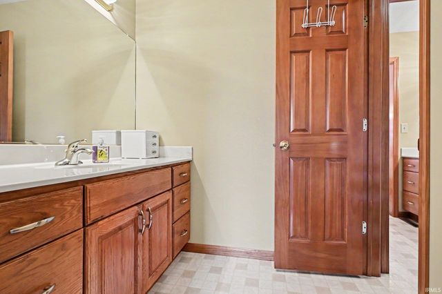64761 County Road 19, Goshen, IN 46526