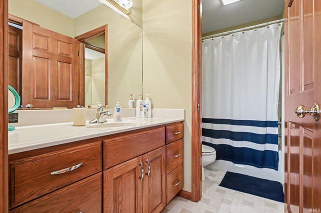 64761 County Road 19, Goshen, IN 46526