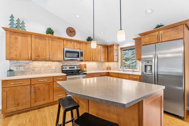 793 W Long Lake Road, Long Lake Twp, MI 49685