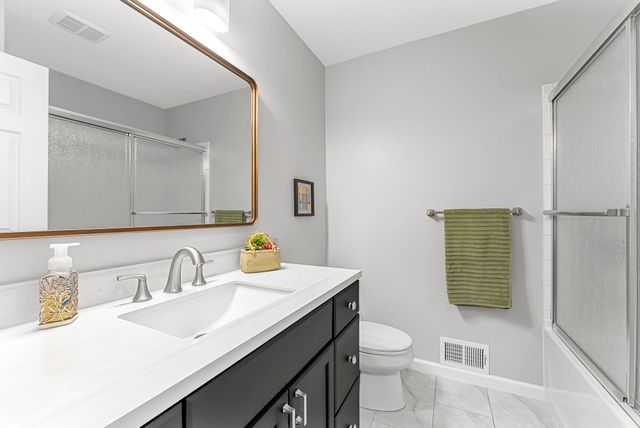 793 W Long Lake Road, Long Lake Twp, MI 49685