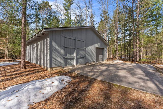 793 W Long Lake Road, Long Lake Twp, MI 49685