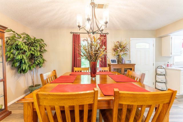620 N 9th Street, Thayer, MO 65791